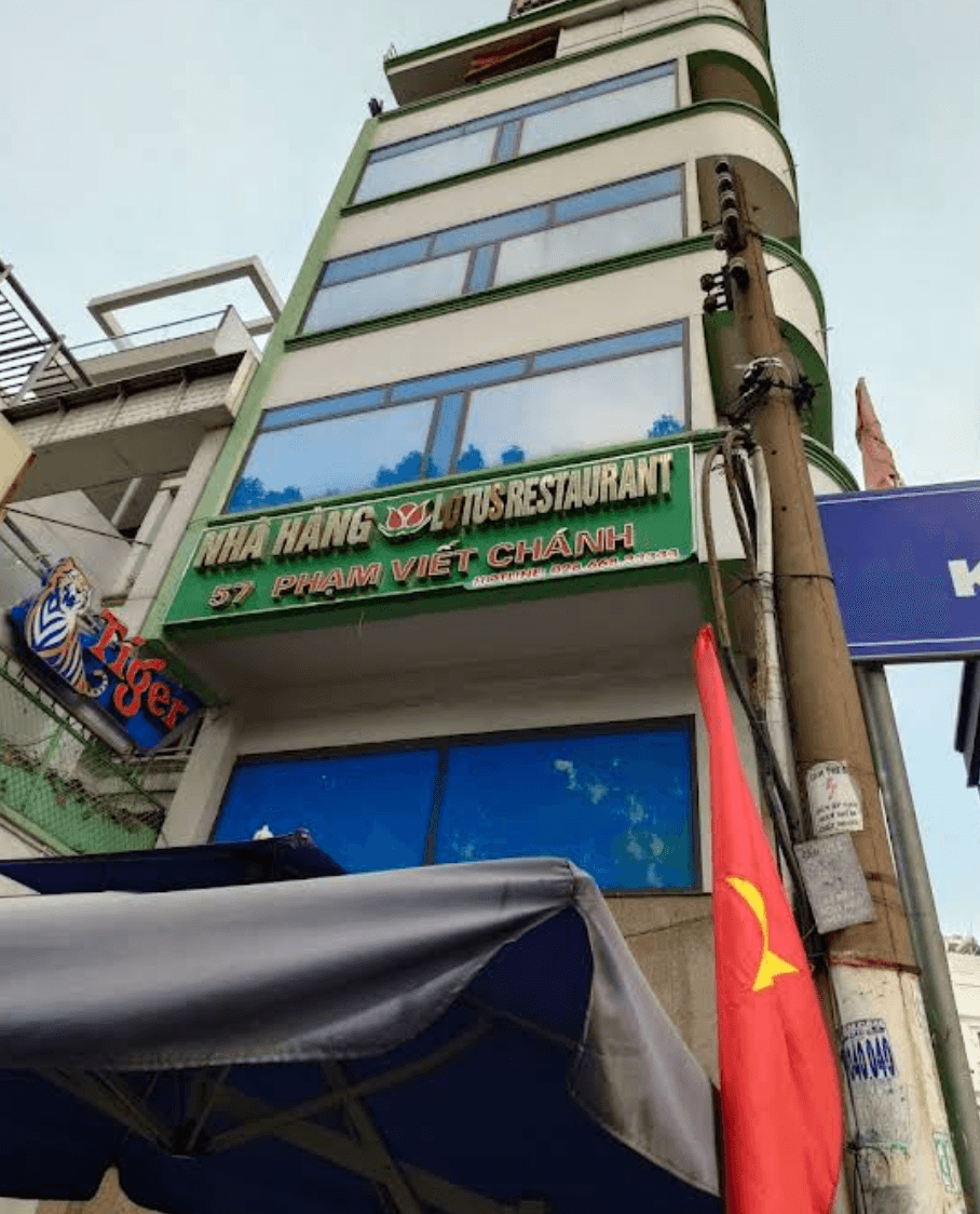 Lotus Restaurant / 57 Tulip 店铺首图