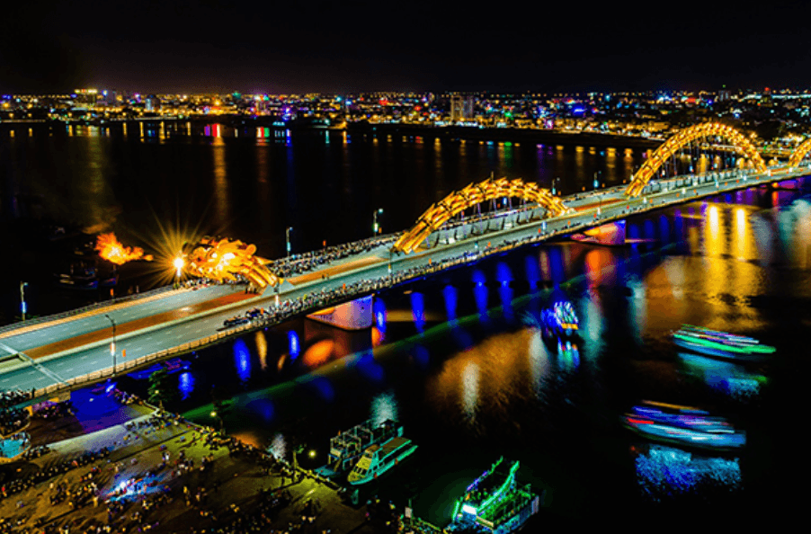 岘港